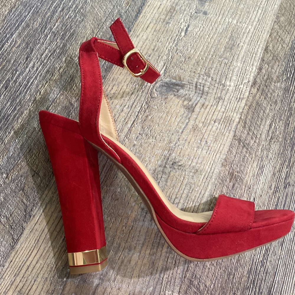 Red Suede Ankle Wrap Chunky Heel, size 7